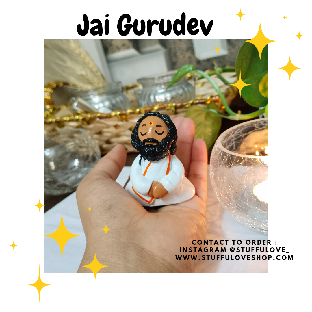 Meditating Gurudev Sri Sri Ravishankar Idol